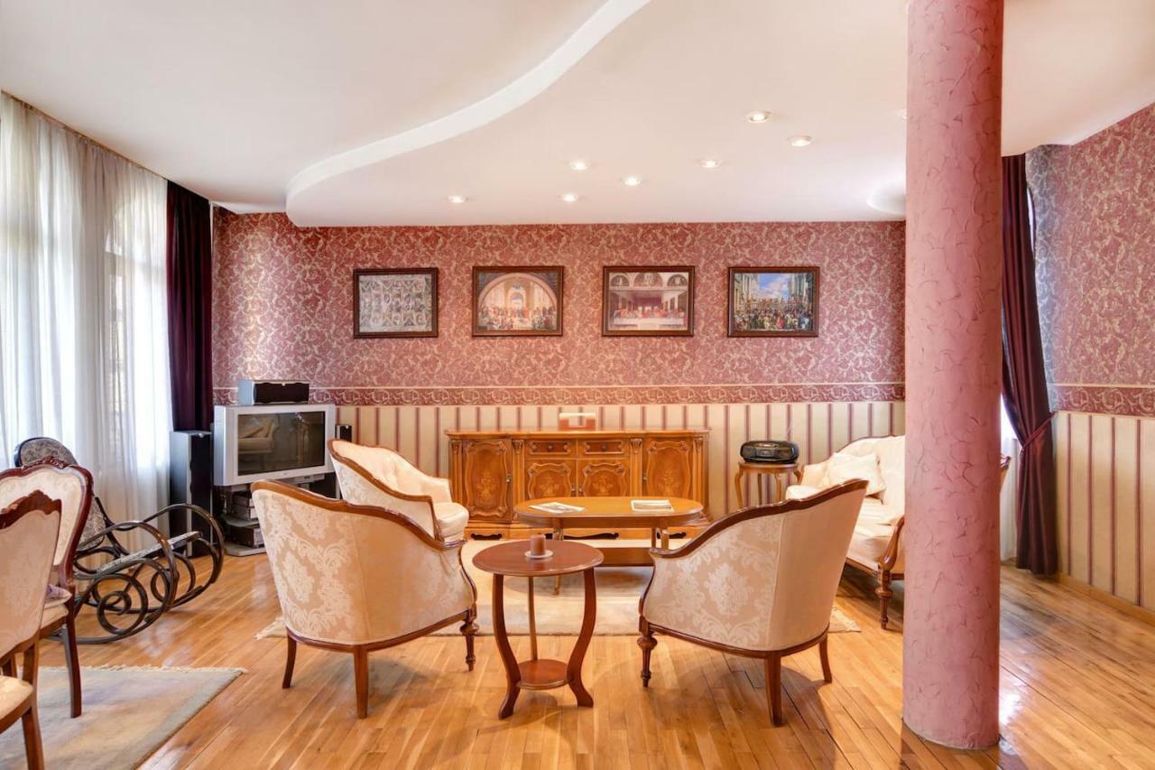 Aristocratic, Elegant, Designer Top Central Apartment Sofia Exterior foto